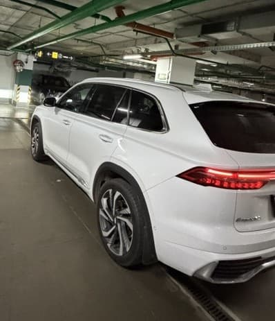 Geely Monjaro - 3