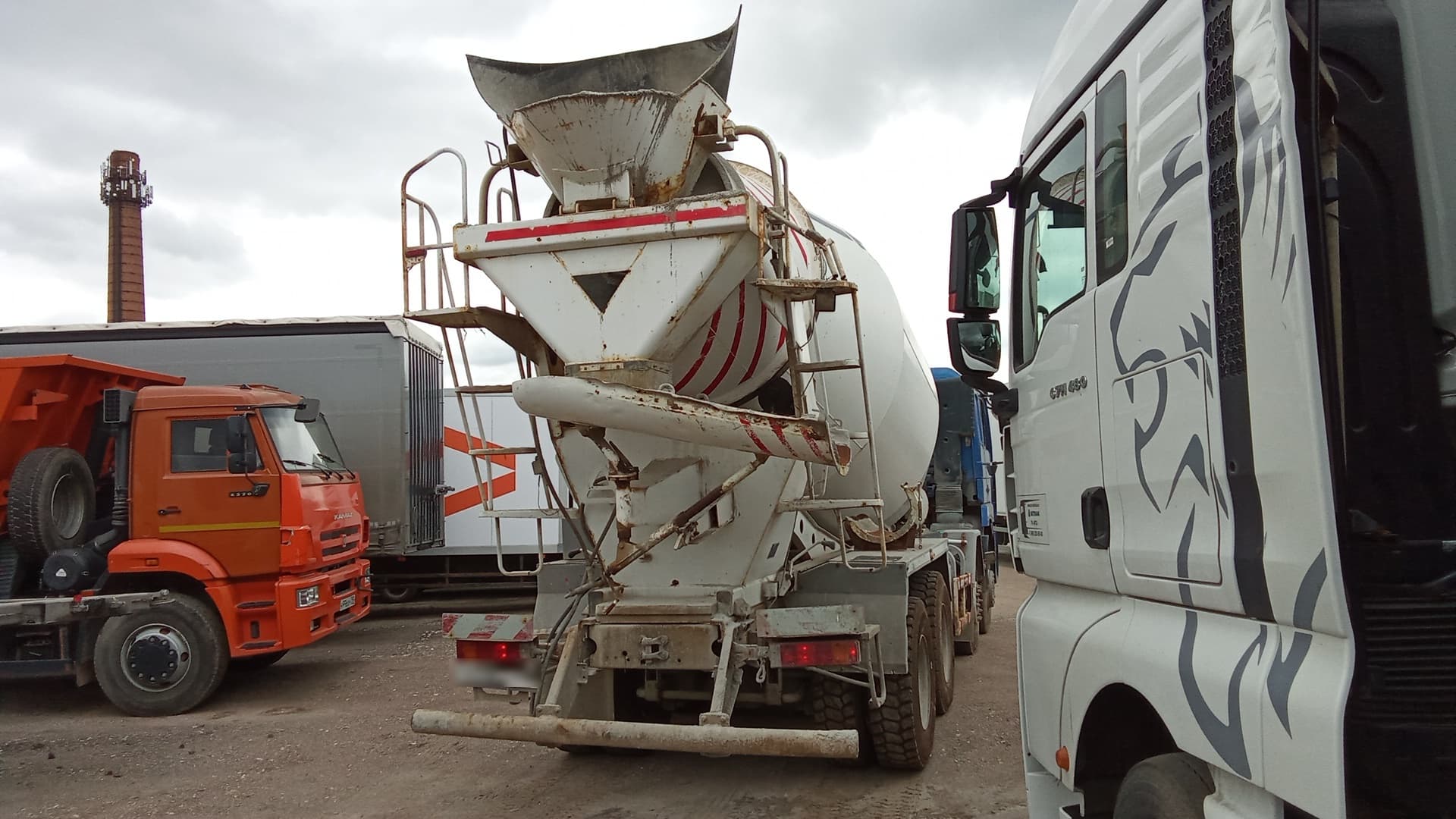 Shacman (Shaanxi) SX* 8x4 Автобетоносмеситель - 3