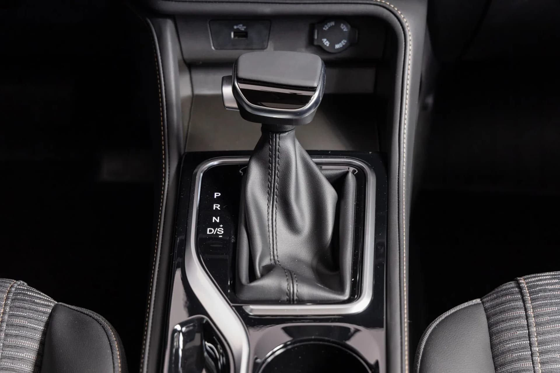 Moskvich 3 Стандарт плюс 1.5Т CVT с телематикой в лизинг - 16