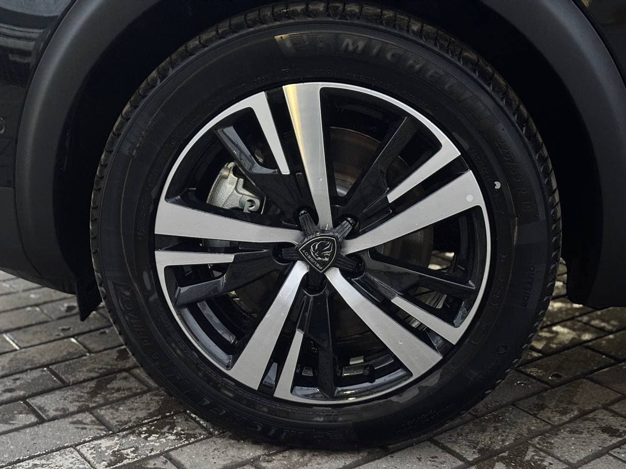 Peugeot 5008 GT 1.8 THP 211hp ATN8 в лизинг - 7