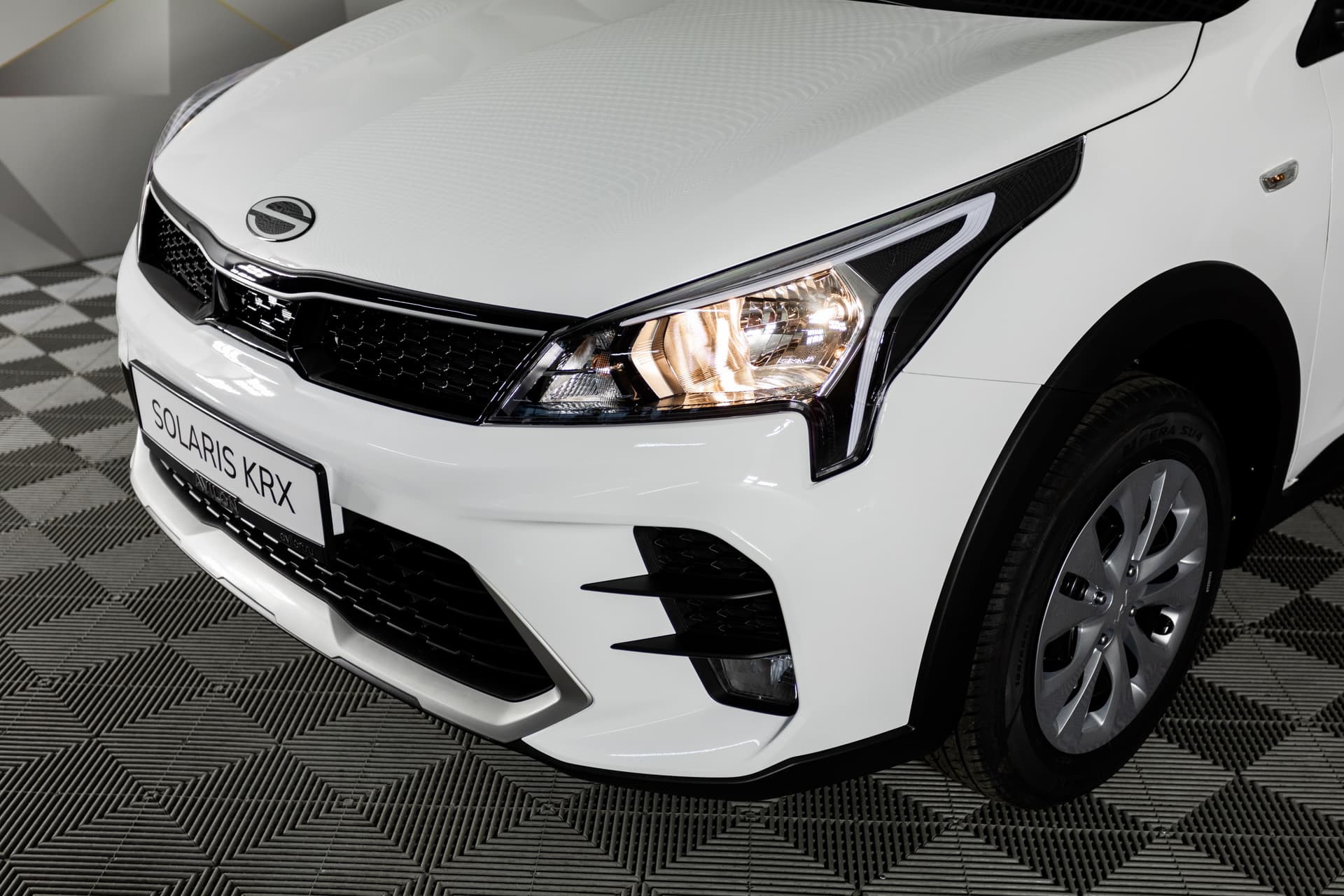 Solaris KRX Comfort 1.6 6AT в лизинг - 10