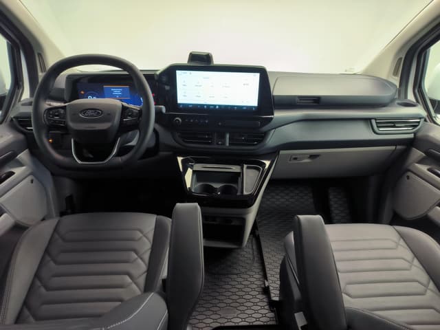 Ford Tourneo Custom Титаниум 320 длинная база 2.0 дизель 170 л.с. АТ полный привод в лизинг - 8