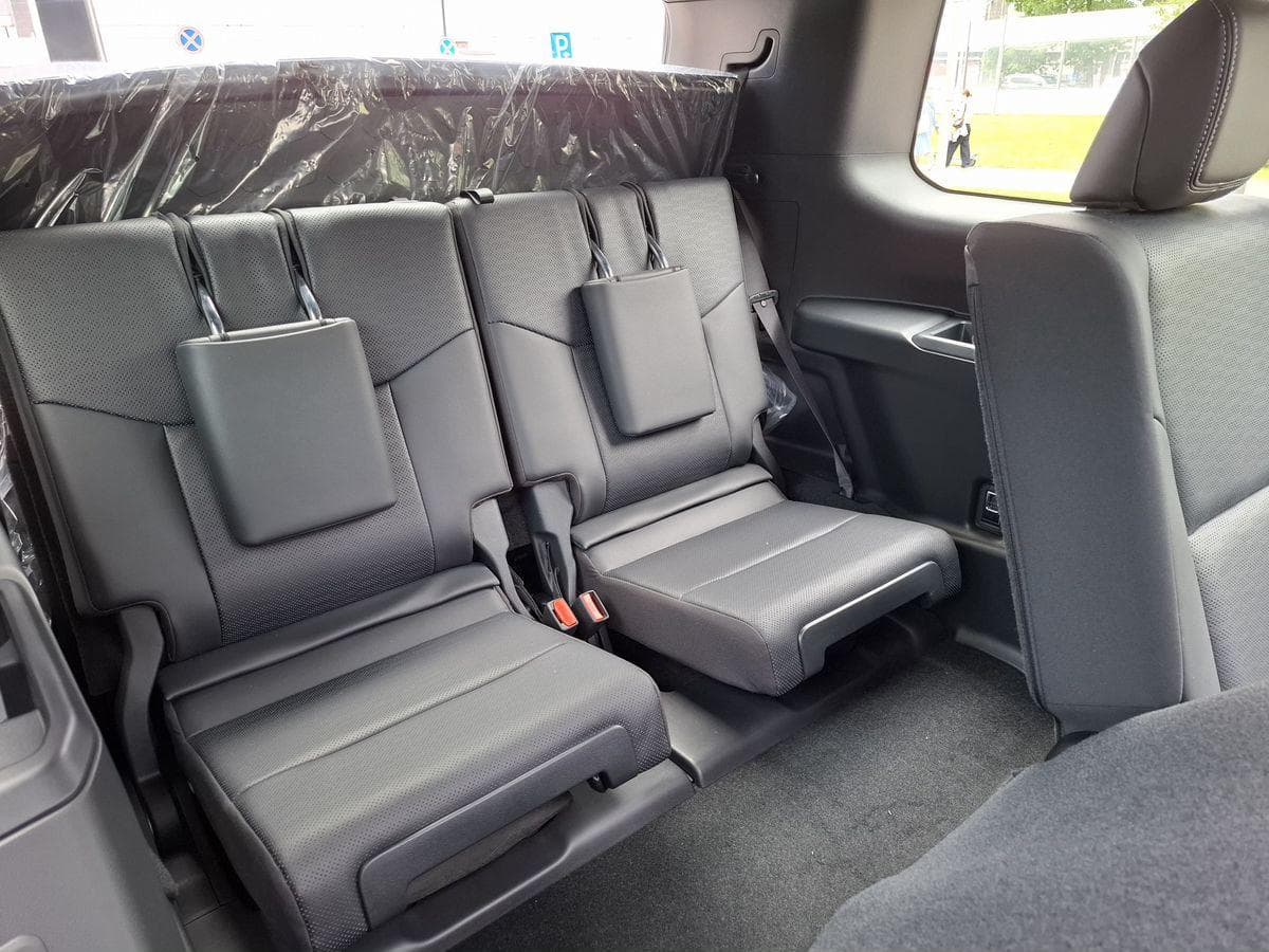 Toyota Land Cruiser Prado Premium VX-L 2.8d АКП в лизинг - 14