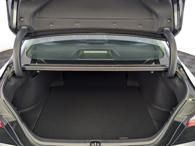 Toyota Camry 2.0GVP Deluxe Edition в лизинг - 9