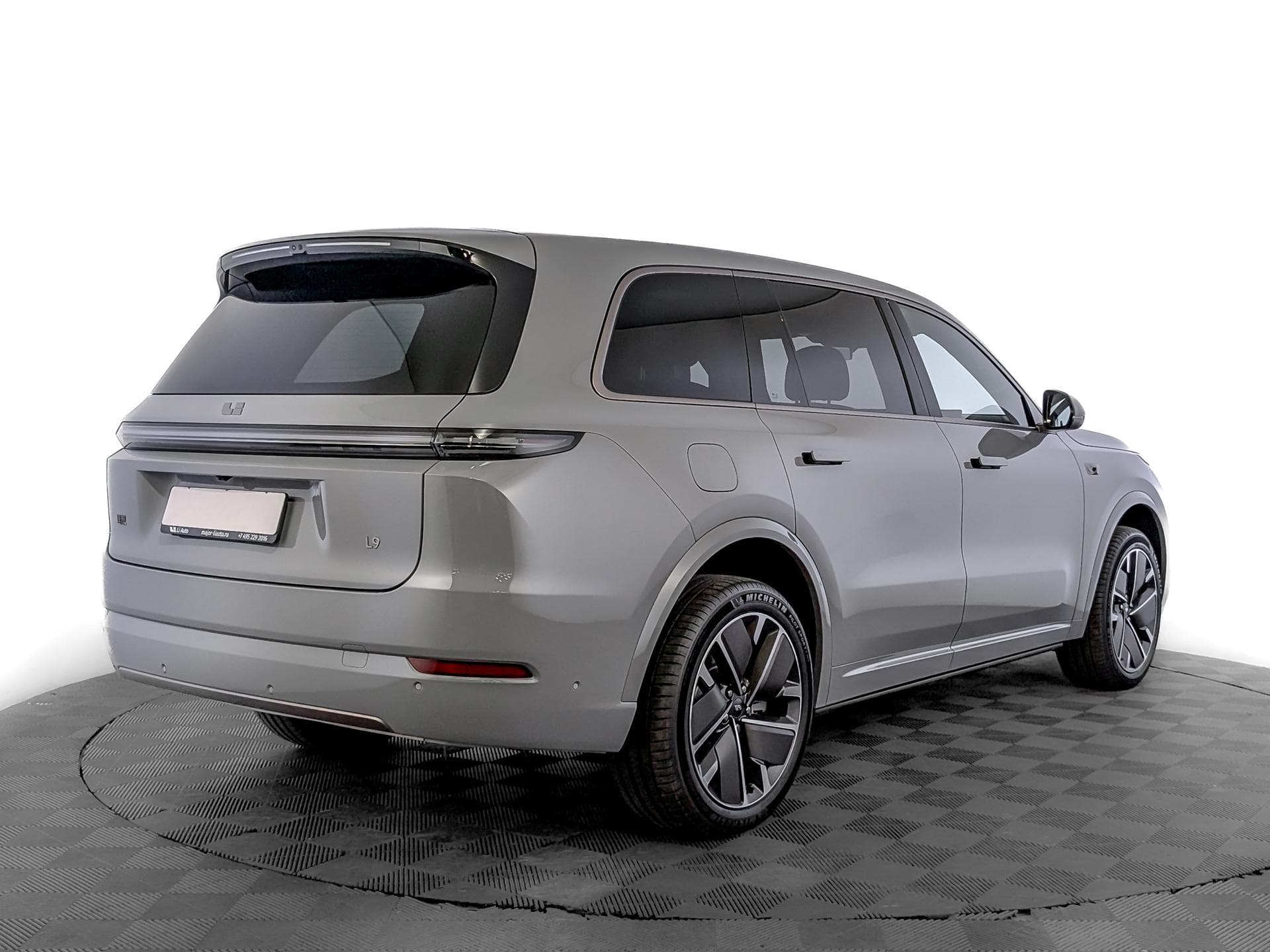Lixiang L9 - 3