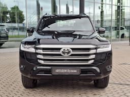 Toyota Land Cruiser 300 Люкс 7 мест 3.5 АТ в лизинг - 6