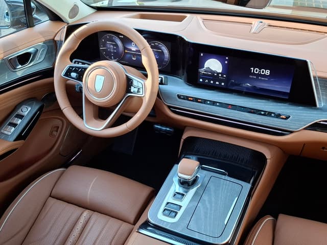 Senat 900 3.0Т 4 места в лизинг - 9