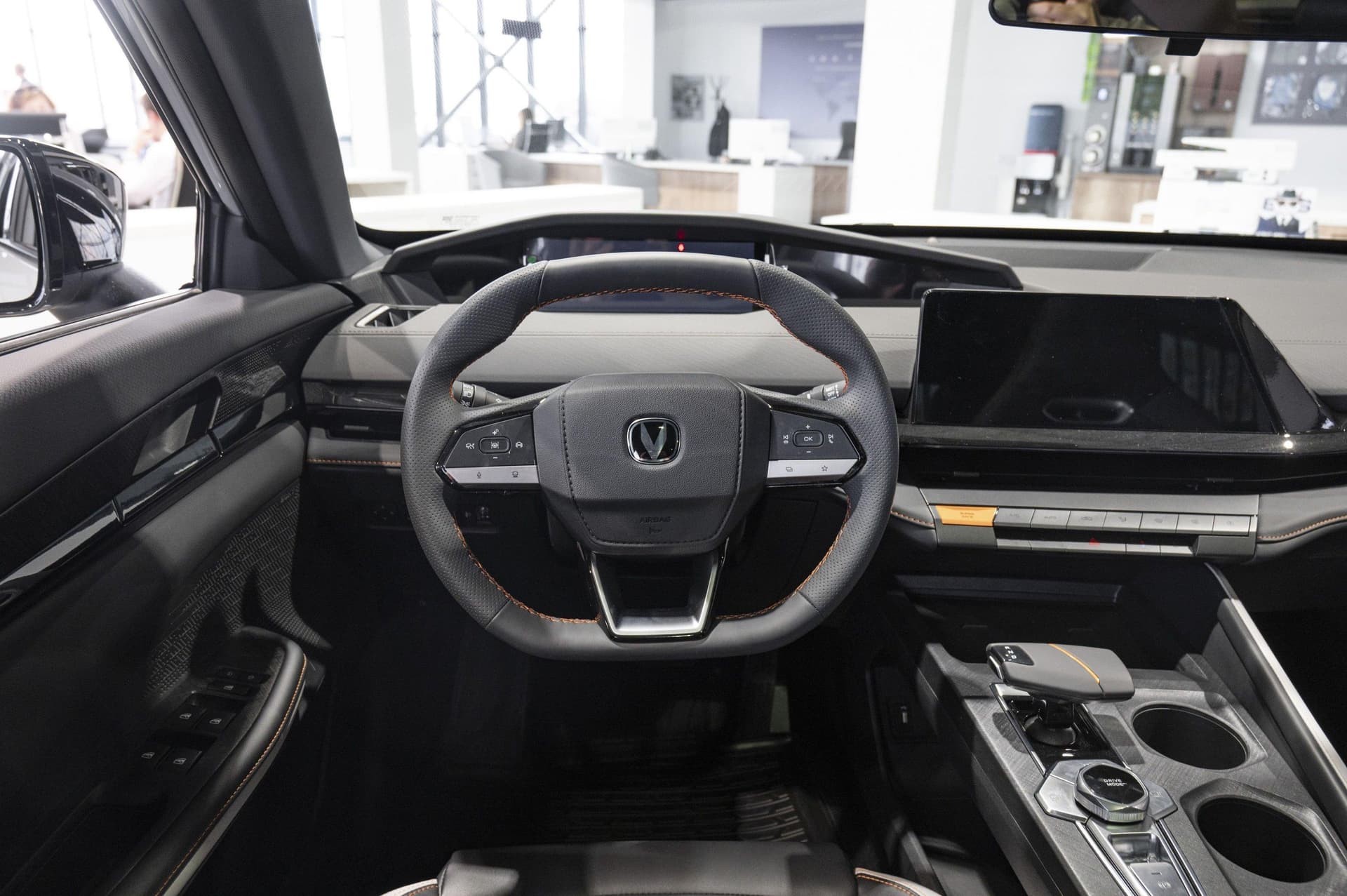 Changan Uni-V Tech 1.5T 7DCT в лизинг - 27