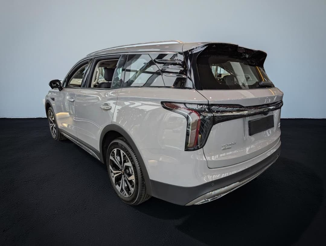 Hongqi HS7 2.0T Deluxe AWD в лизинг - 6