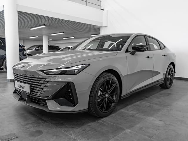 Changan Uni-V Tech 1.5T 7DCT в лизинг - 2