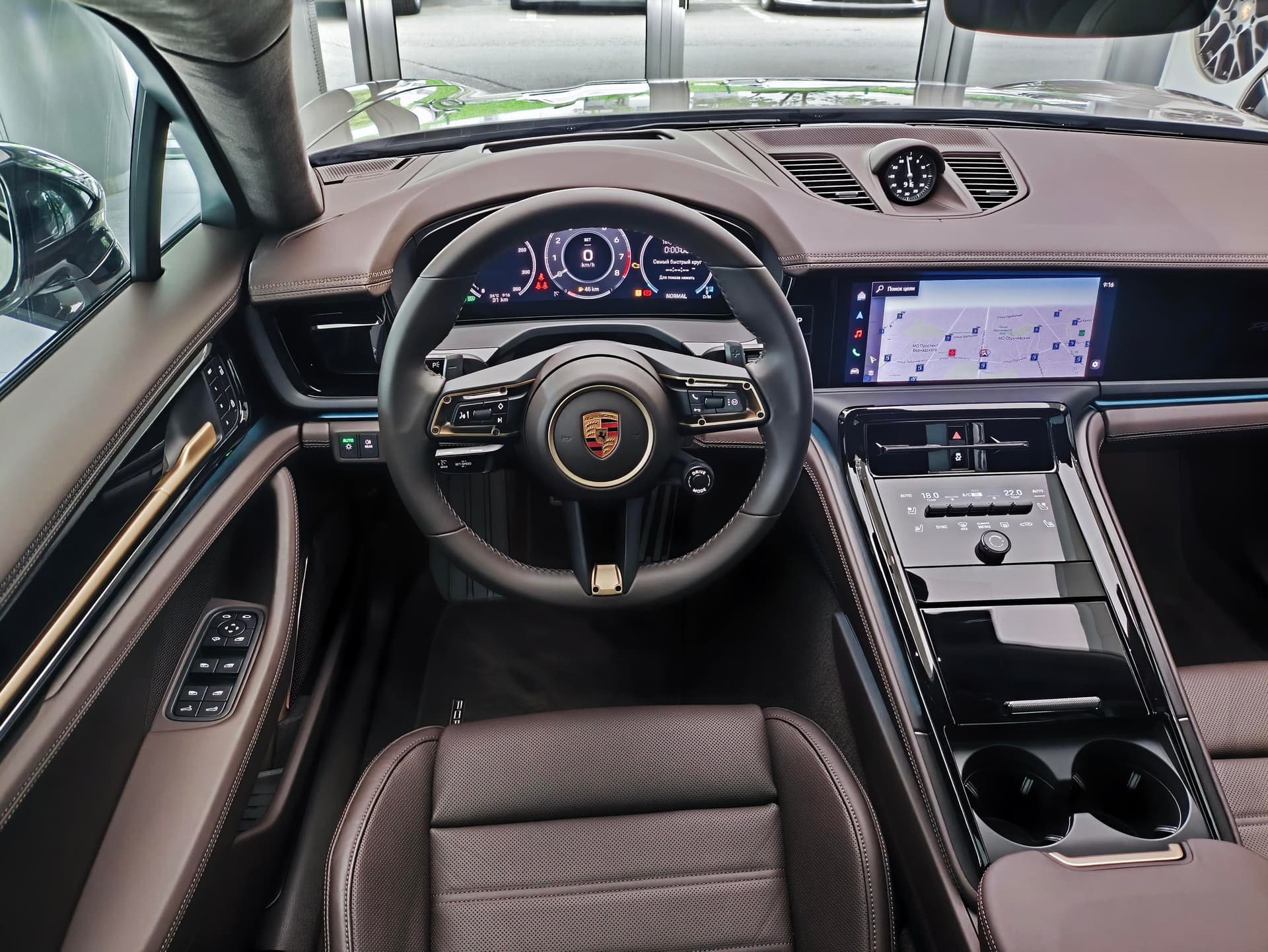 Porsche Panamera GTS в лизинг - 12