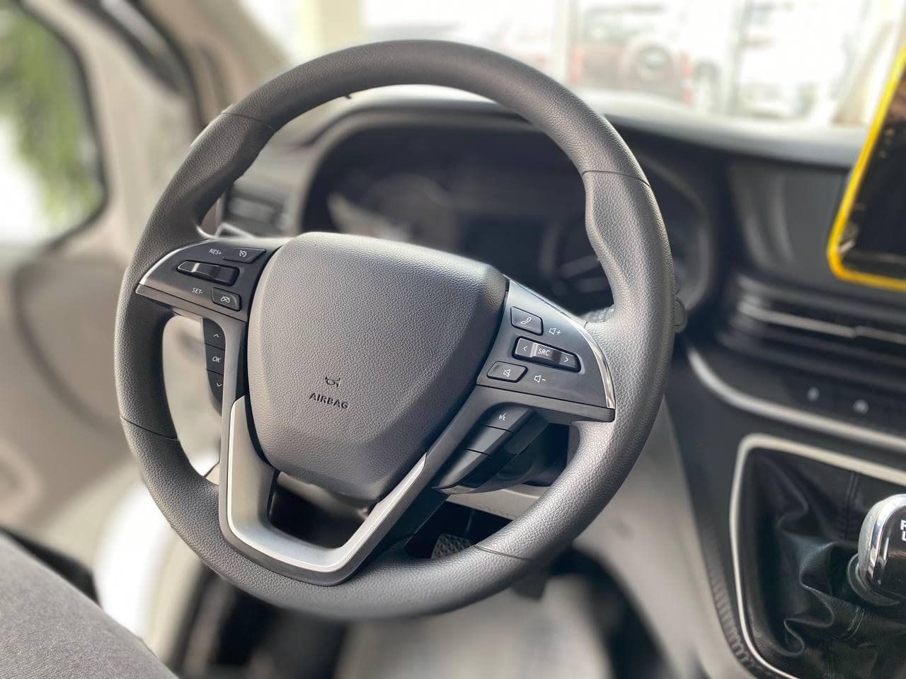 Avior V90 Фургон L3H2 3.5T 2.0TD 6MT FWD в лизинг - 21