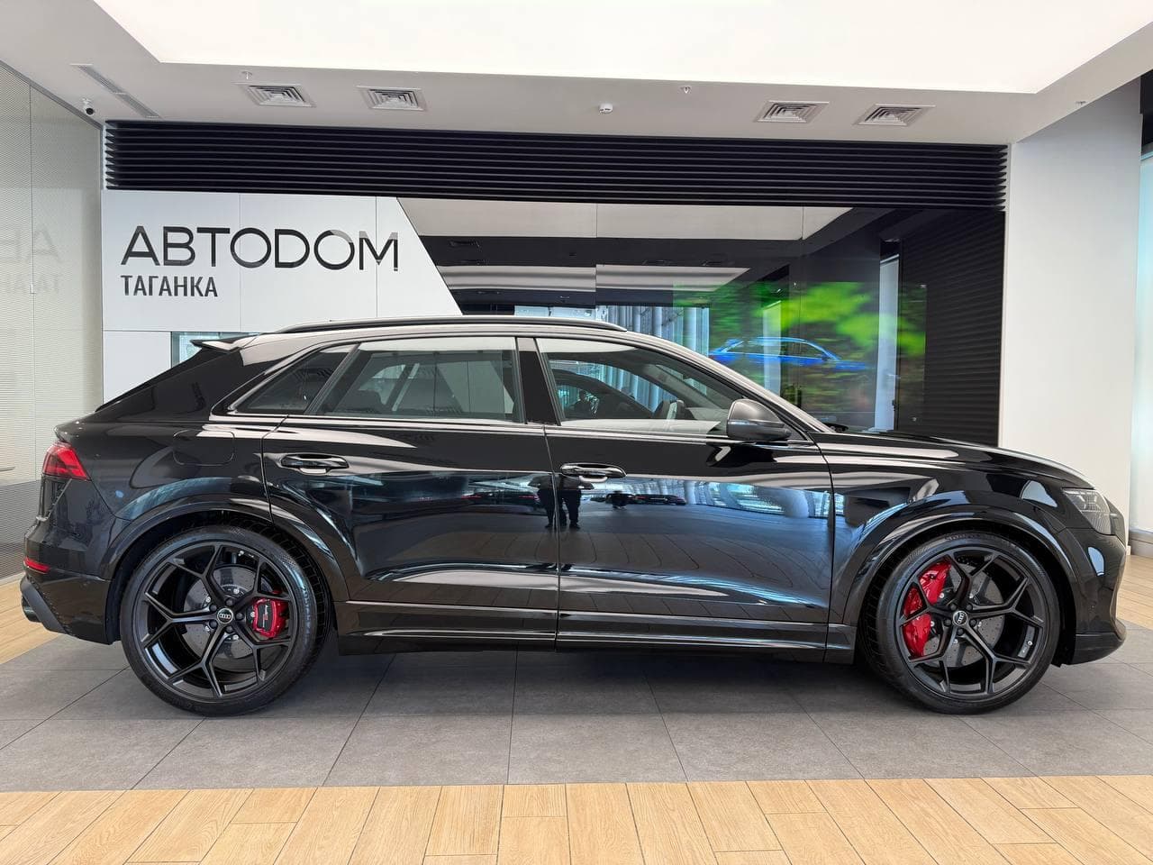 Audi RS Q8 quattro в лизинг - 8