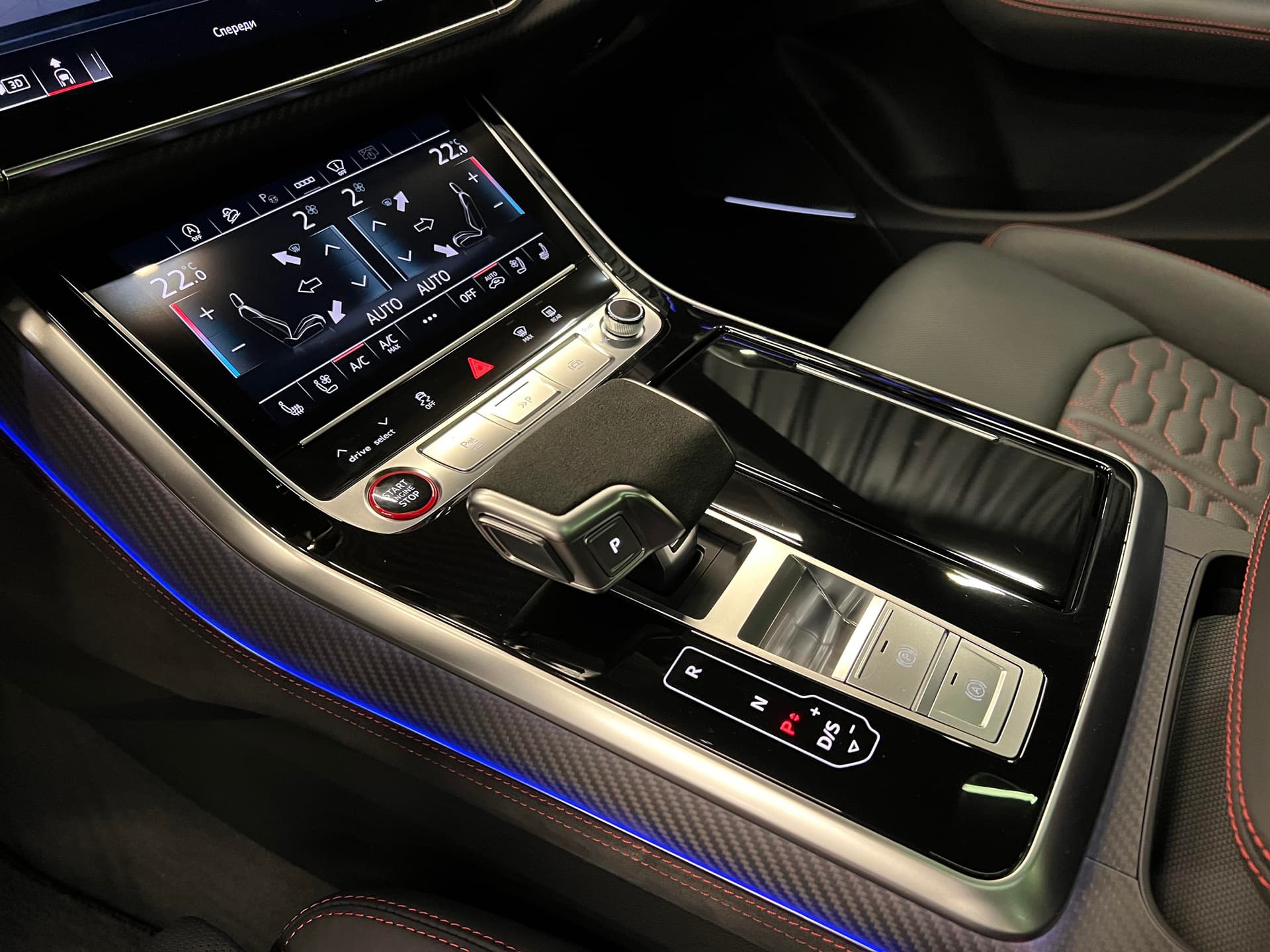 Audi RS Q8 quattro в лизинг - 17