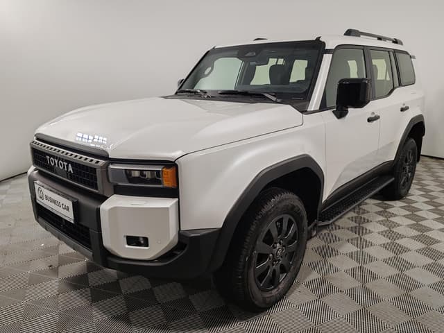 Toyota Land Cruiser Prado - 2