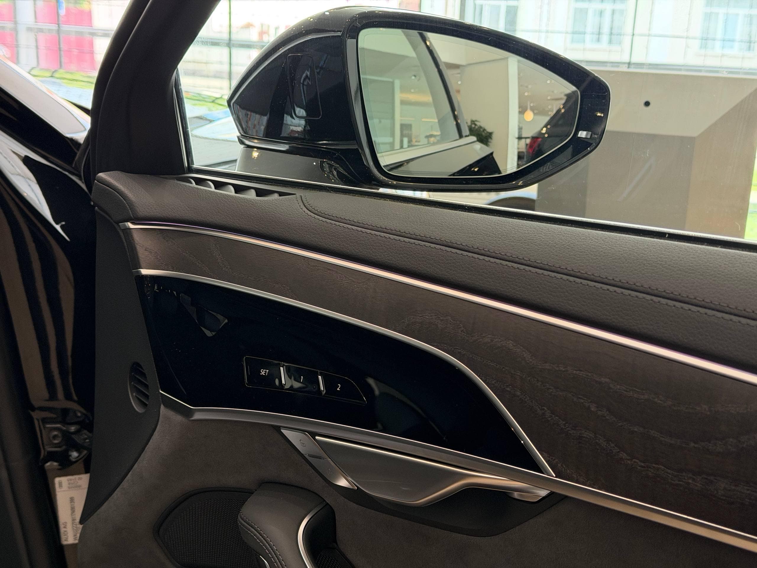 Audi A8 L - 5