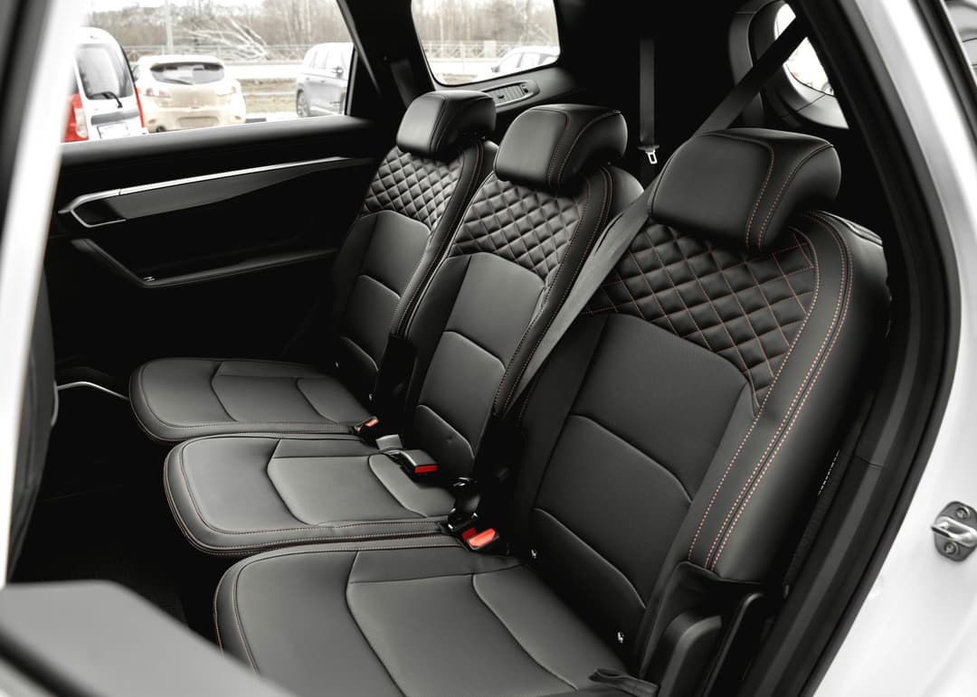 Geely Okavango Flagship 2.0T 7DCT 2WD в лизинг - 12