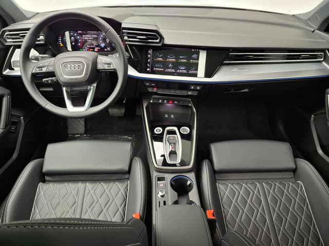 Audi A3 Sportback Premium Luxury 35 TFSI tiptronic в лизинг - 5