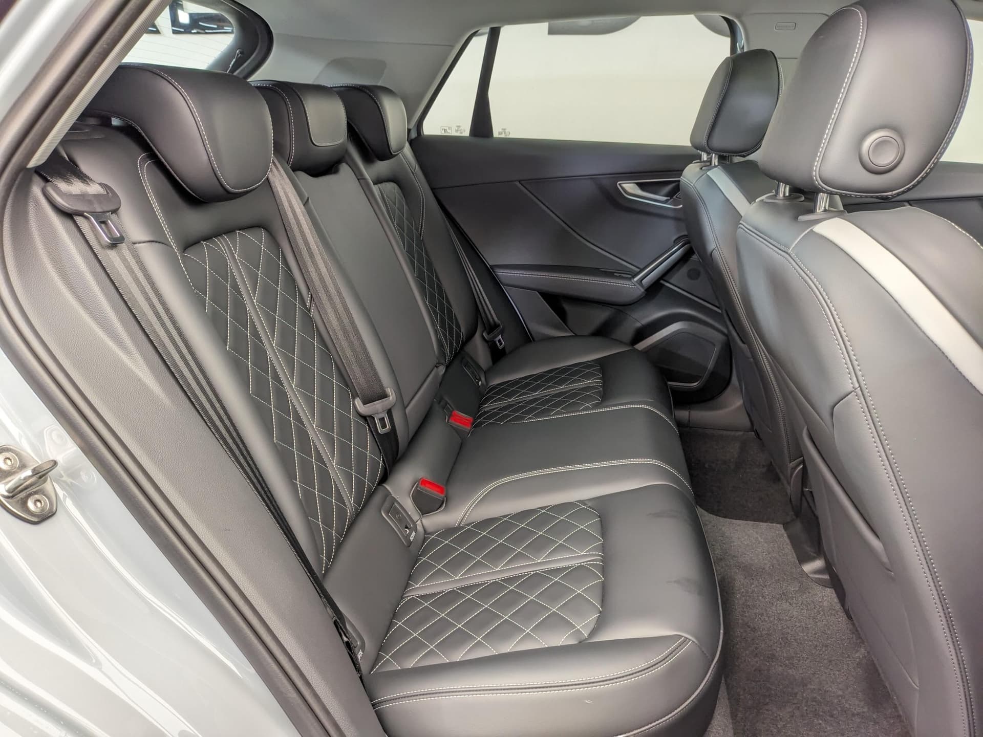 Audi Q2 L Style Dynamic 35 TSI S tronic в лизинг - 13
