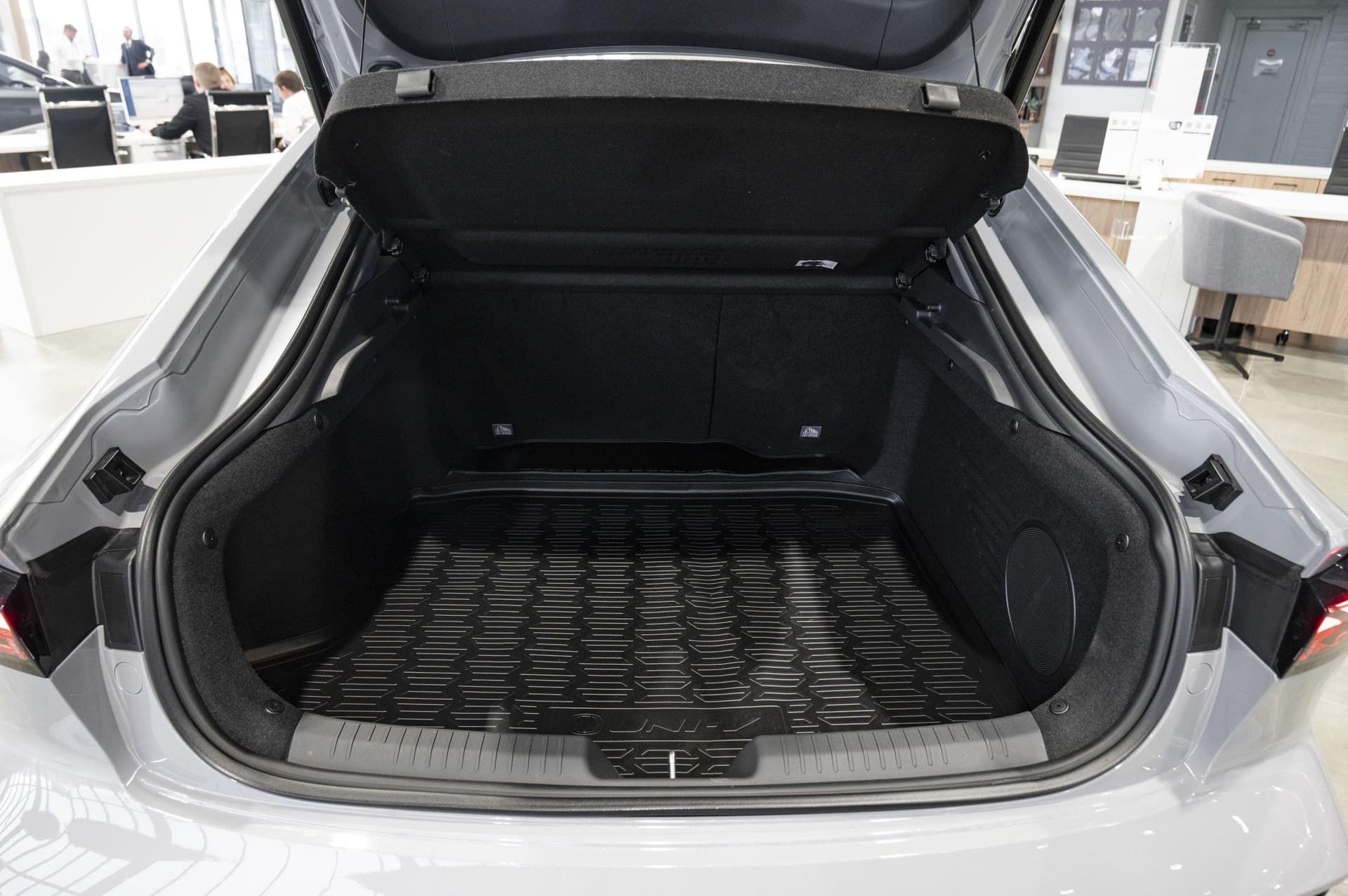 Changan Uni-V Tech 1.5T 7DCT в лизинг - 19