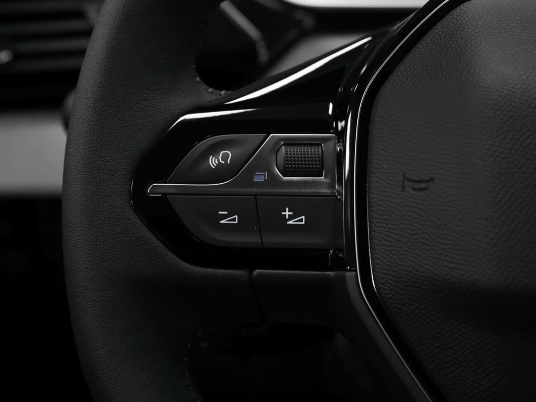 Peugeot 408 Лату Версия 1.5Т 173 л.с. АТ в лизинг - 22
