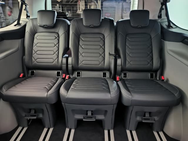 Ford Tourneo Custom Титаниум 320 длинная база 2.0 дизель 170 л.с. АТ полный привод в лизинг - 9