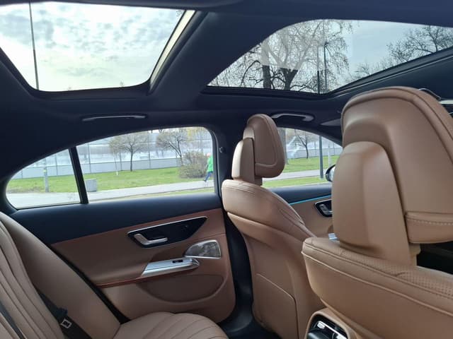 Mercedes-Benz E седан 300 полный привод АМГ Лайн (AMG Line) в лизинг - 24