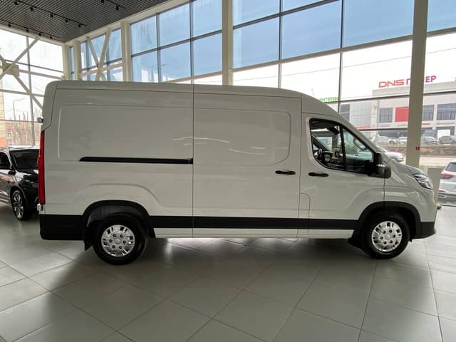 Avior V90 Фургон L3H2 3.5T 2.0TD 6MT FWD в лизинг - 6
