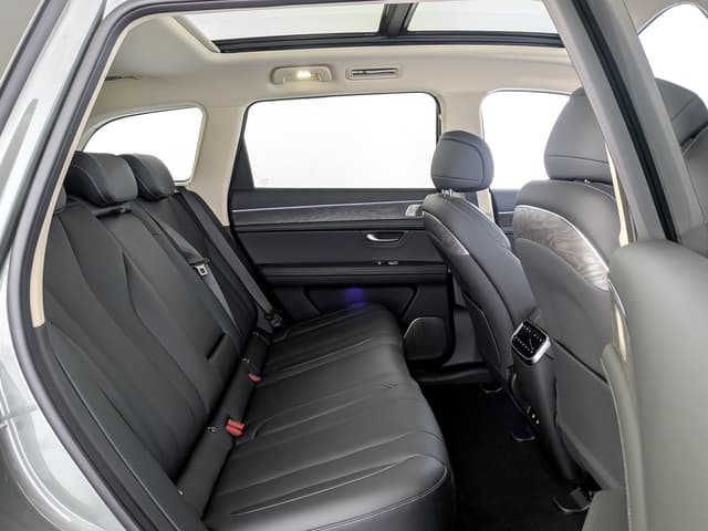 Seres M7 Pro 1.5hyb AT 4WD в лизинг - 13