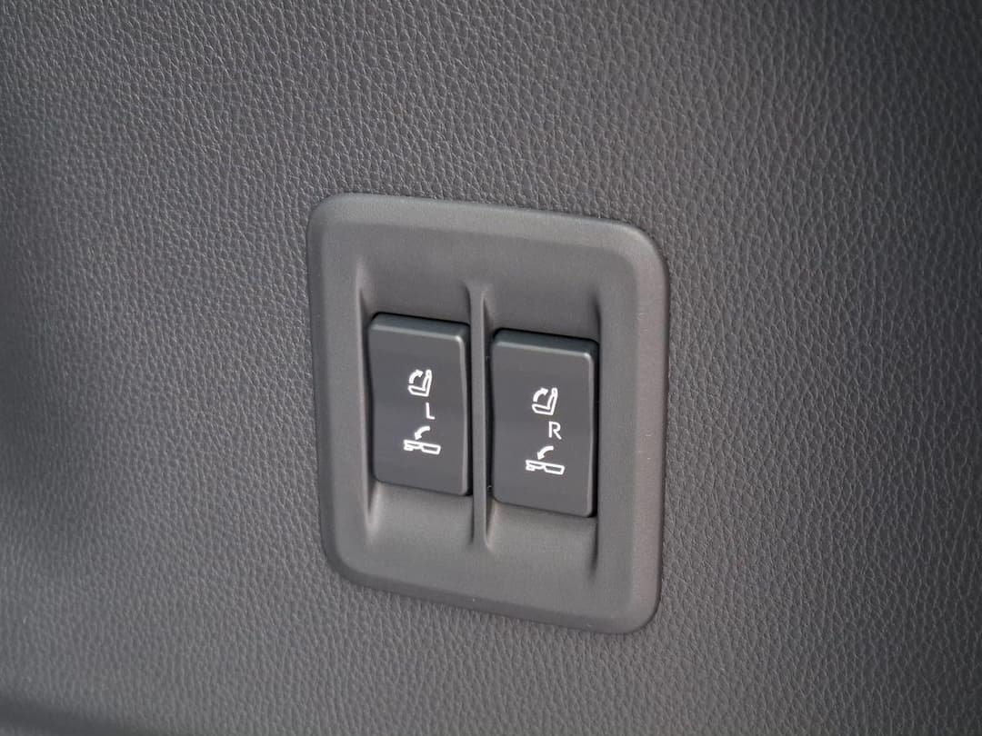 Toyota Land Cruiser Prado Premium VX-L 2.8d АКП в лизинг - 26