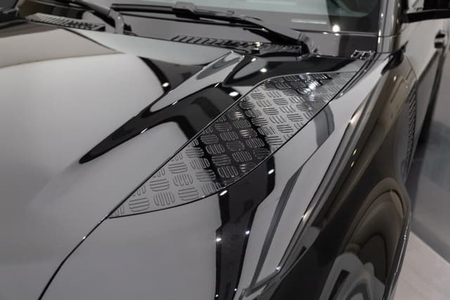 Land Rover Defender 110 3.0 дизель 350 л.с. гибрид Икс-Дайнэмик ХСЕ (X-Dynamic HSE) в лизинг - 17