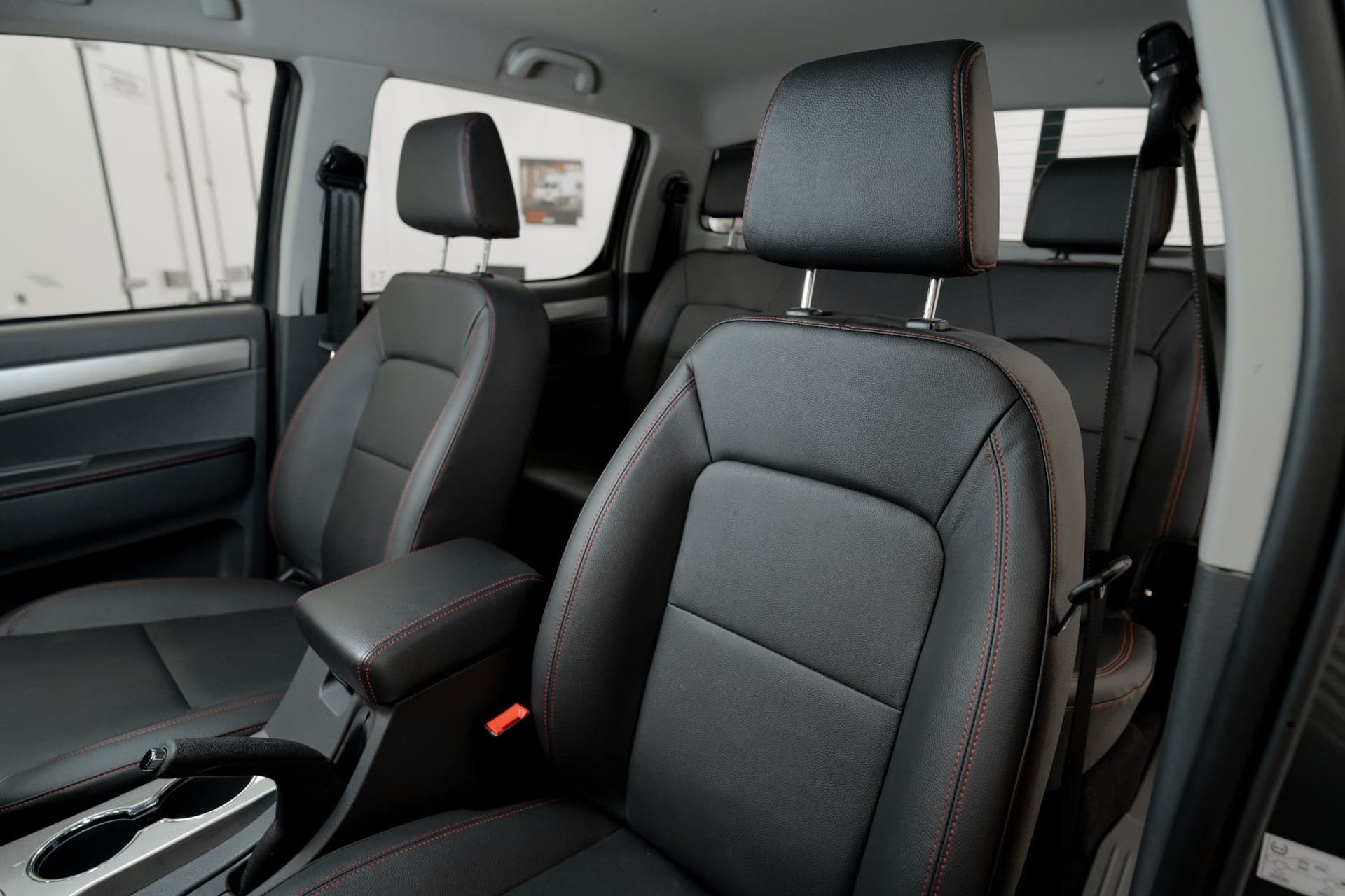 Sollers ST6 Comfort 2.0 MT 4WD в лизинг - 12