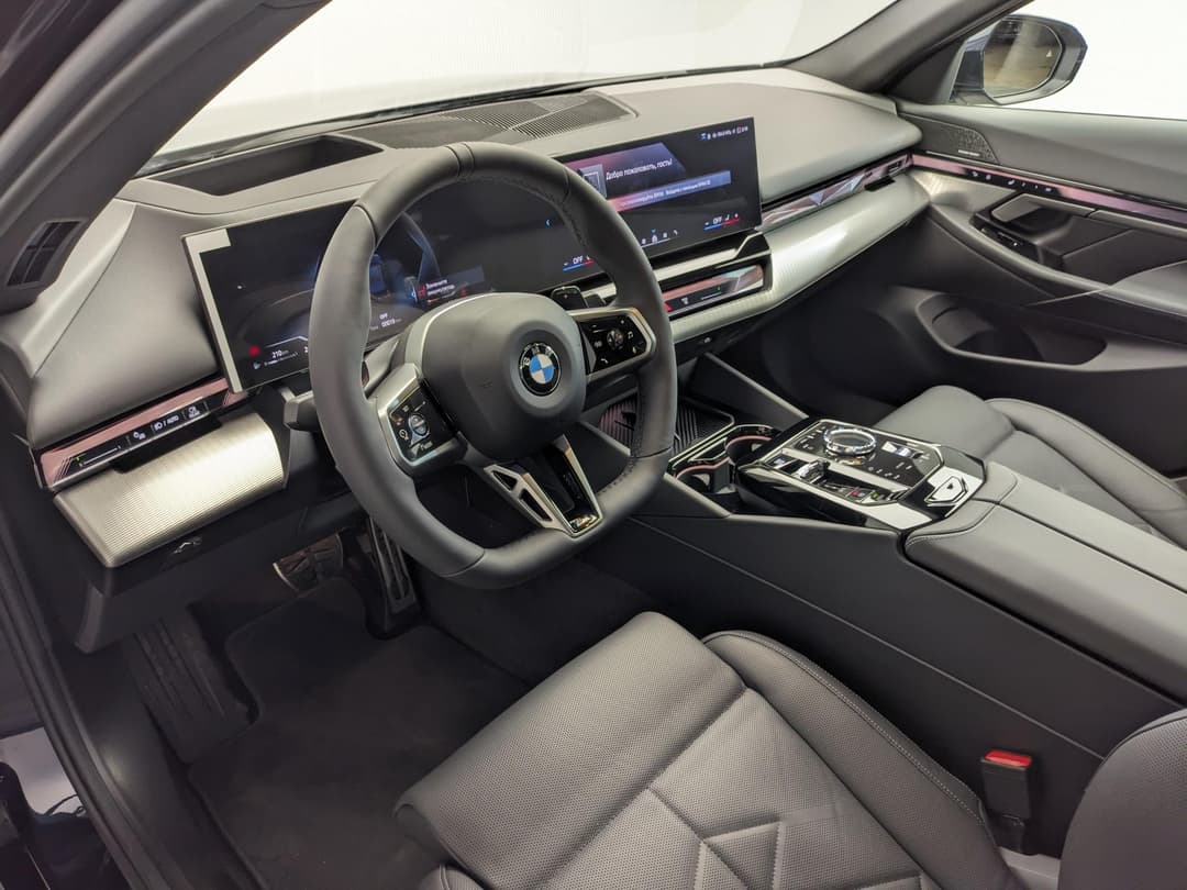 BMW 5 серия 530i xDrive в лизинг - 8