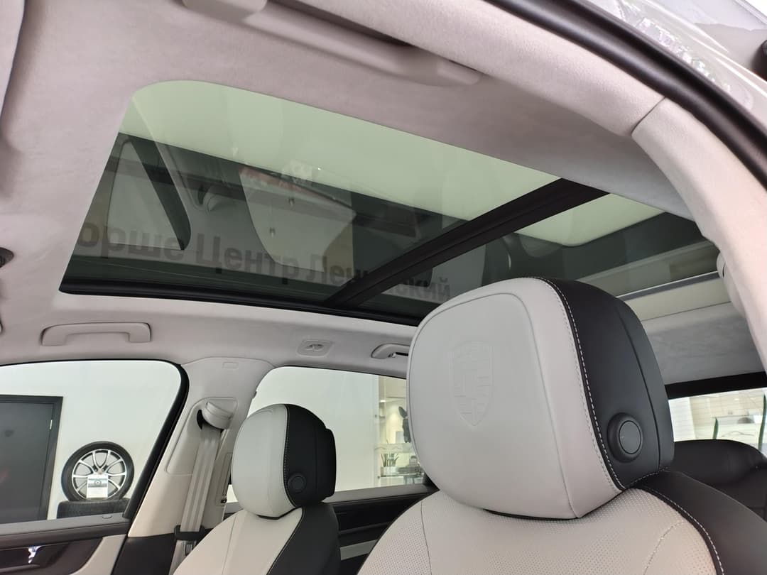 Porsche Cayenne E-Hybrid Black Edition в лизинг - 32