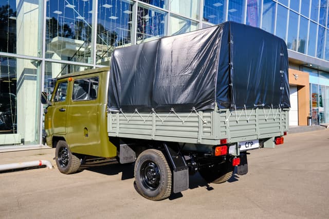 UAZ 39094 Фермер Двойная кабина без ABS 2.7 5MT в лизинг - 2