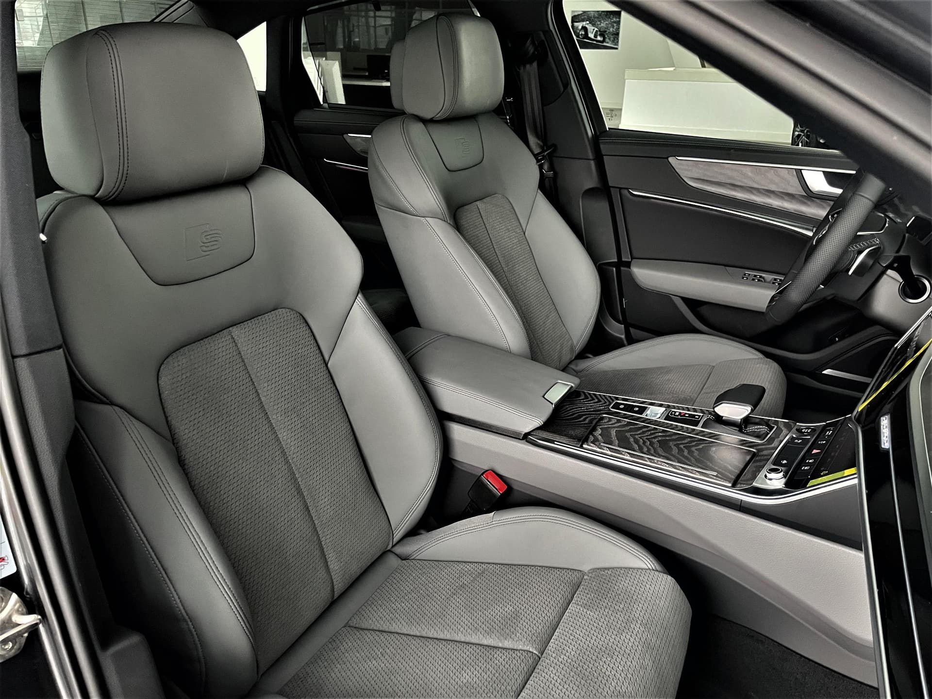 Audi A6 Design 45 TFSI quattro S tronic в лизинг - 12