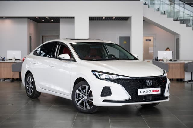 Changan Eado Plus DLX 1.4T 7DCT в лизинг - 4
