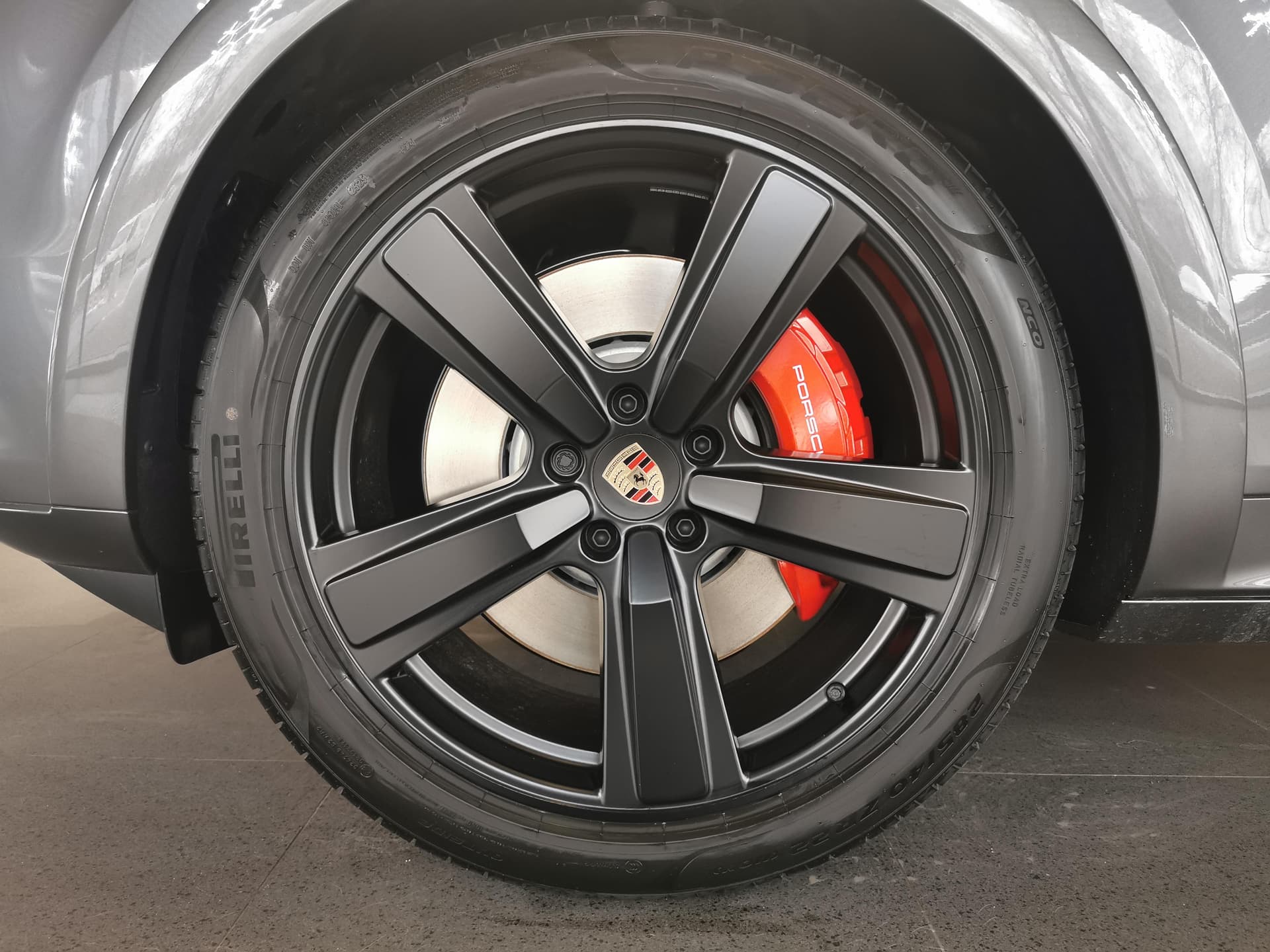 Porsche Cayenne GTS Coupe в лизинг - 13