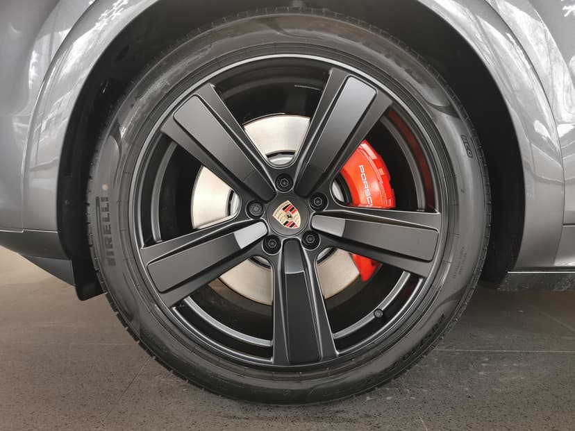 Porsche Cayenne GTS Coupe в лизинг - 13