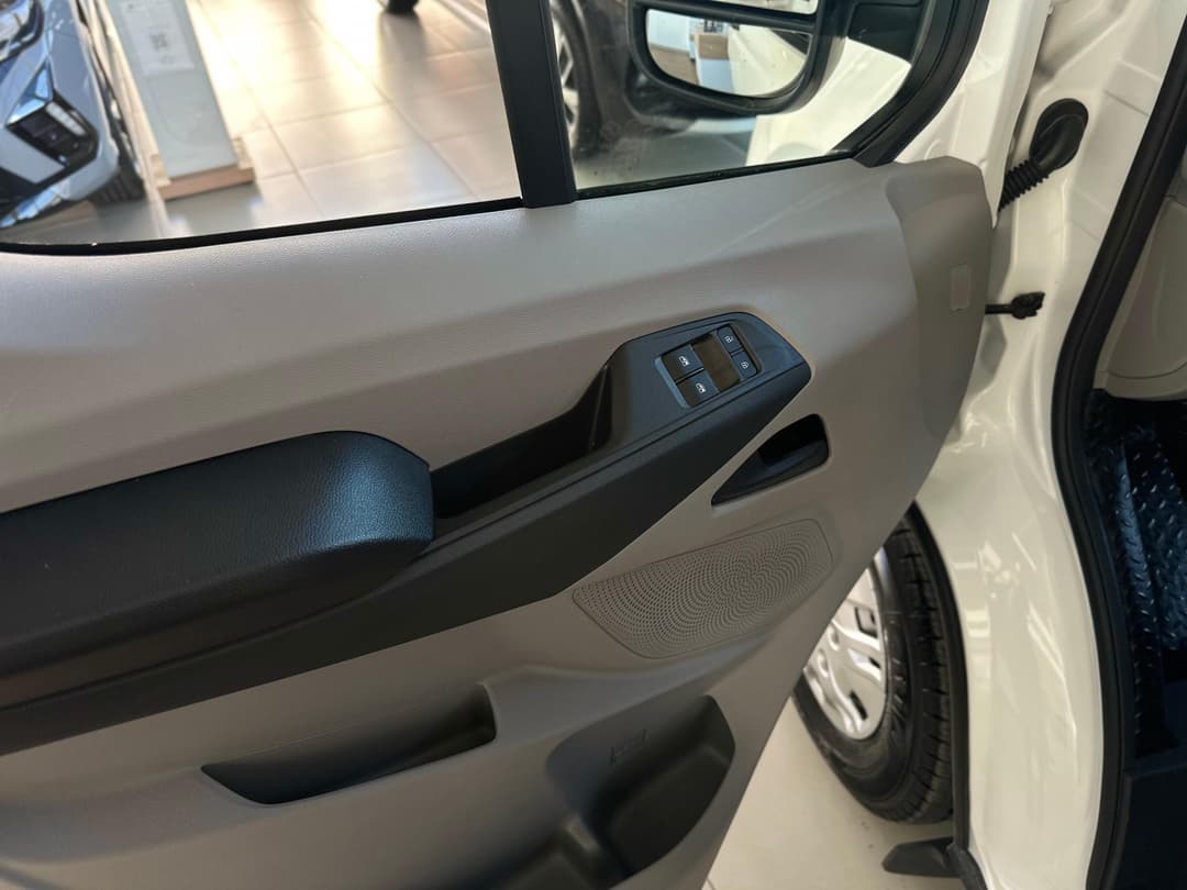 Avior V90 Фургон L3H2 3.5T 2.0TD 6MT FWD в лизинг - 17