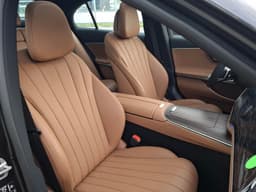 Mercedes-Benz E седан 300 полный привод АМГ Лайн (AMG Line) в лизинг - 11