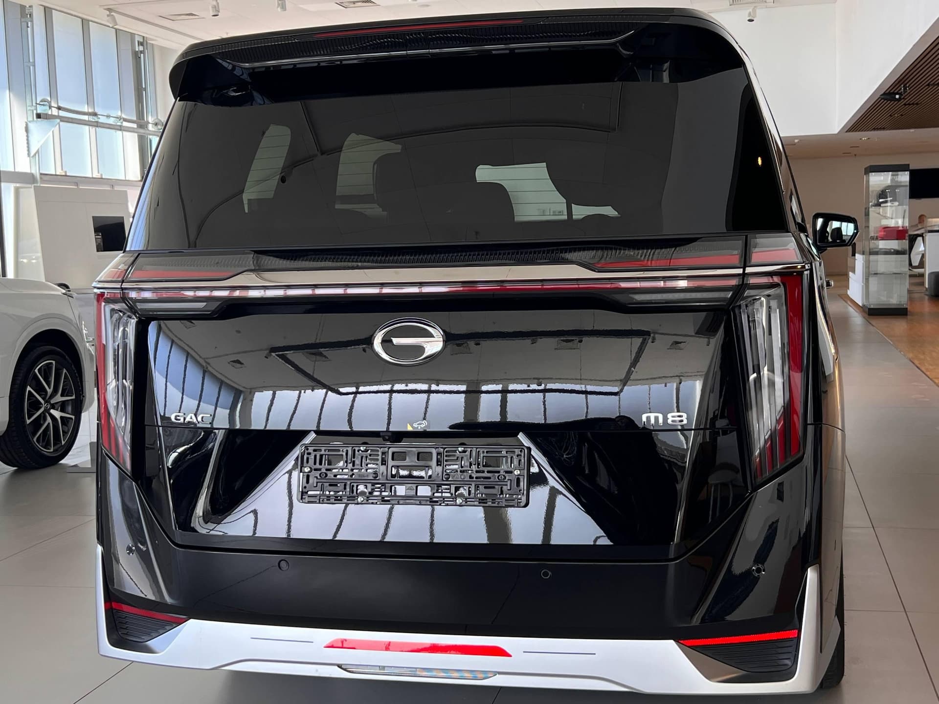 GAC M8 GX Premium 2.0T GDI 8AT в лизинг - 4