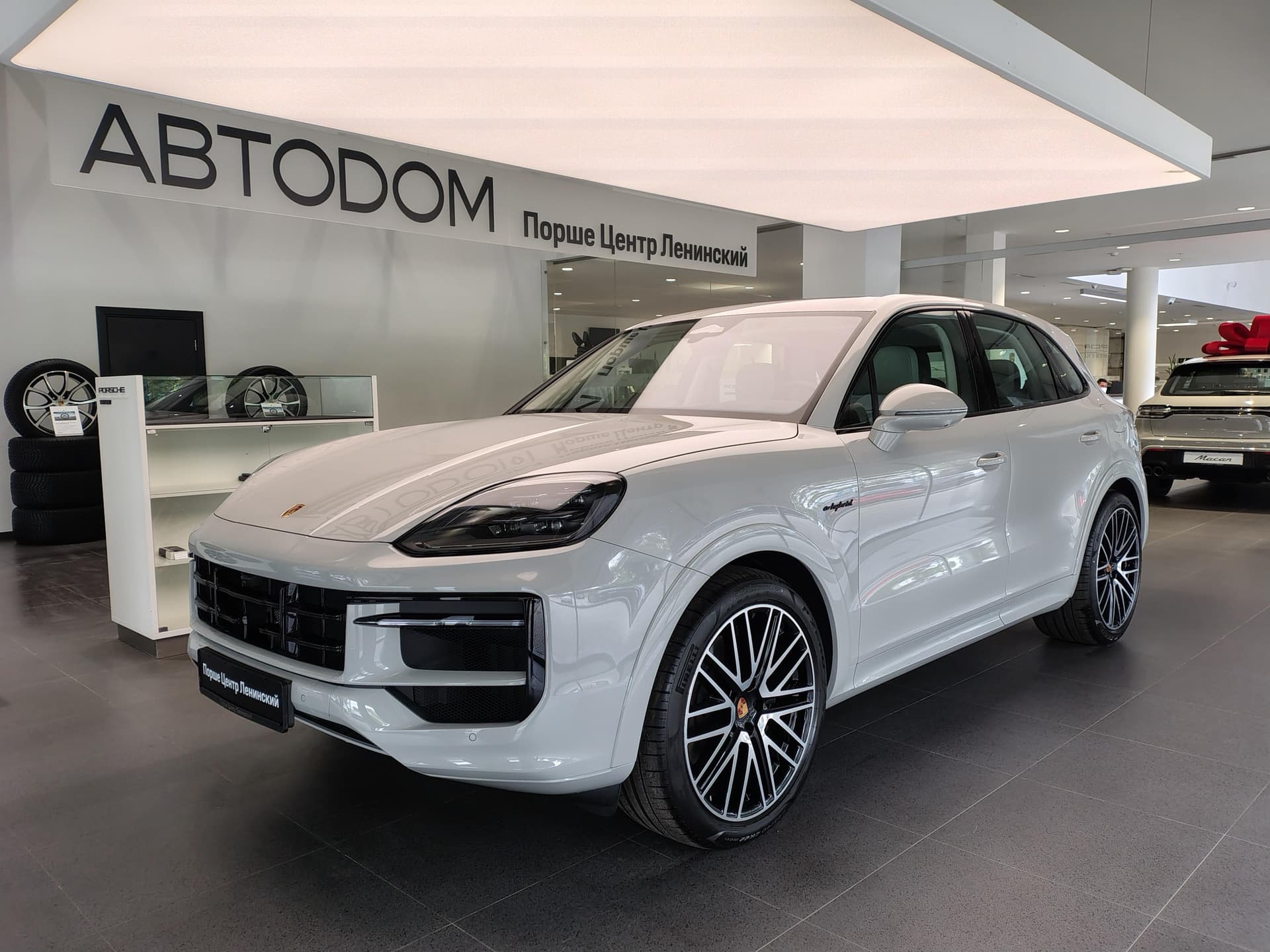 Porsche Cayenne E-Hybrid Black Edition в лизинг - 2