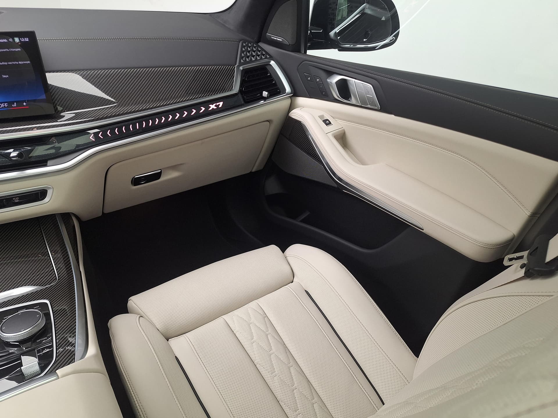 BMW X7 Икс-Драйв40д М Спорт (M Sport) в лизинг - 10