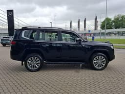 Toyota Land Cruiser 300 Люкс 7 мест 3.5 АТ в лизинг - 8