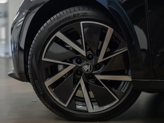 Skoda Octavia Спортлайн 2.0Т полный привод АТ в лизинг - 44