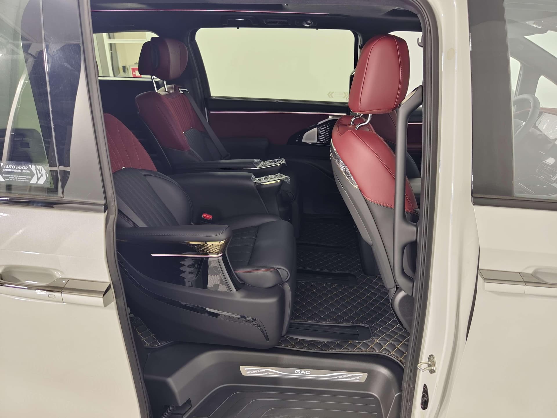 GAC M8 GX Premium 2.0T GDI 8AT в лизинг - 23