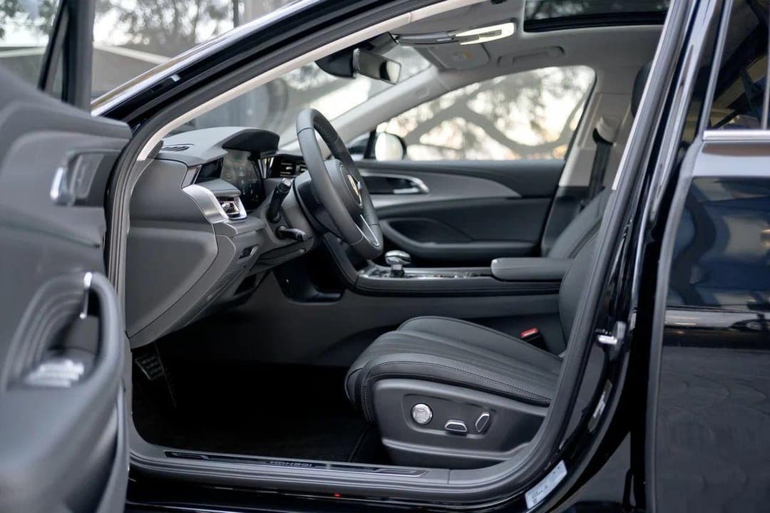 Hongqi H5 Black Edition 2.0Т в лизинг - 16