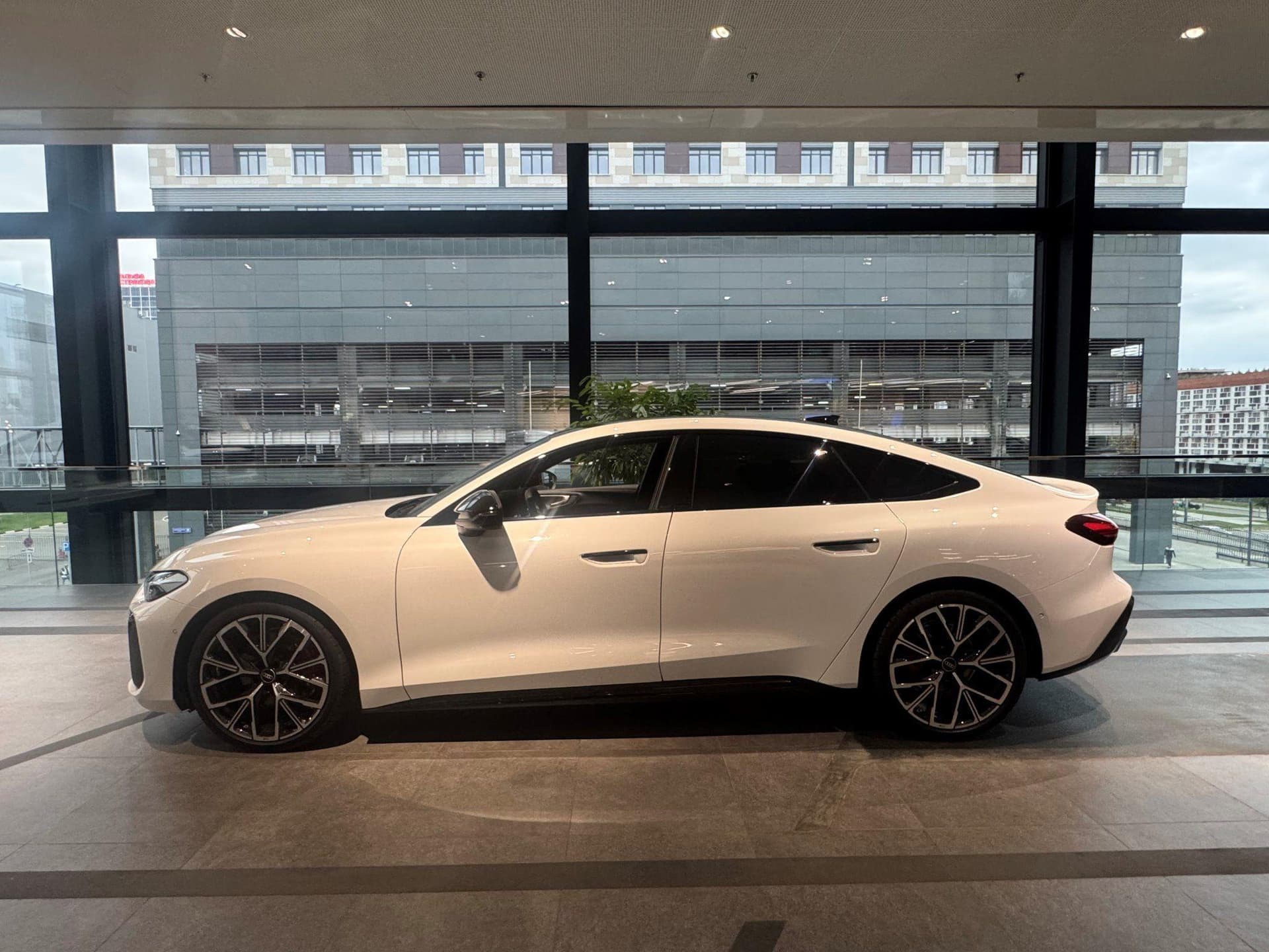 Audi A5 Sportback L Smart 2.0T TFSI 150 kW quattro S tronic в лизинг - 3