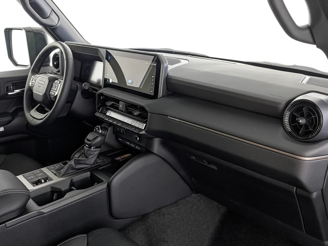Toyota Land Cruiser Prado Mid VX 2.8d АКП в лизинг - 10